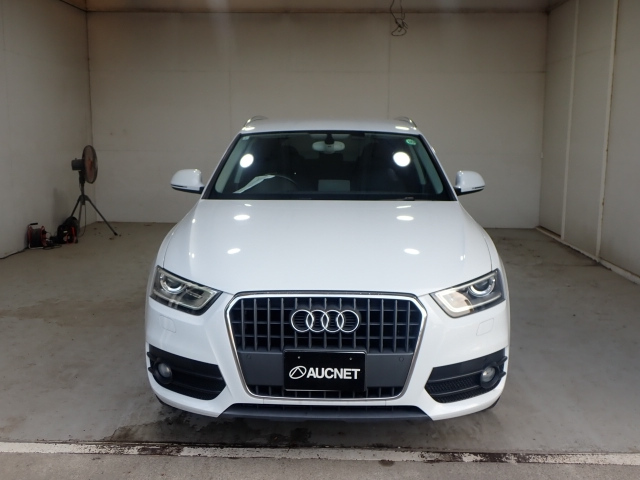 AUDI Q3 2015