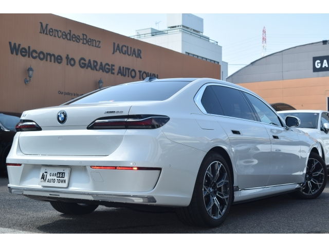 BMW I7 2024