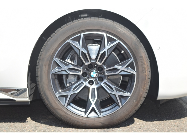 BMW I7 2024