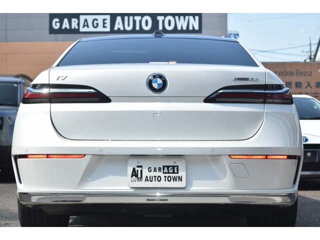 BMW I7 2024