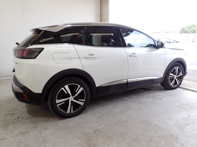 PEUGEOT 3008 2021
