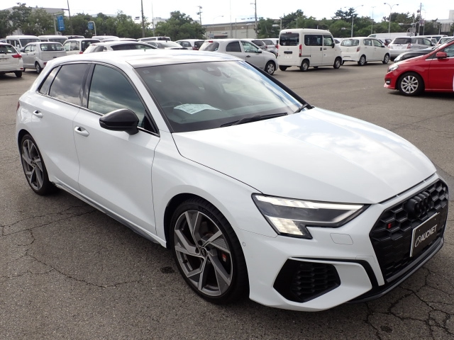AUDI S3 2021