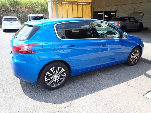 PEUGEOT 308 2020