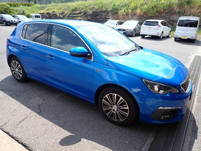 PEUGEOT 308 2020