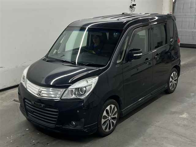 MITSUBISHI DELICA D2 2014