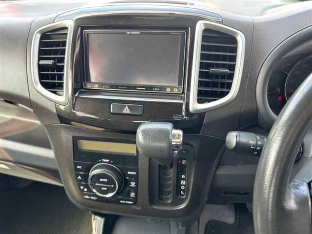 MITSUBISHI DELICA D2 2012