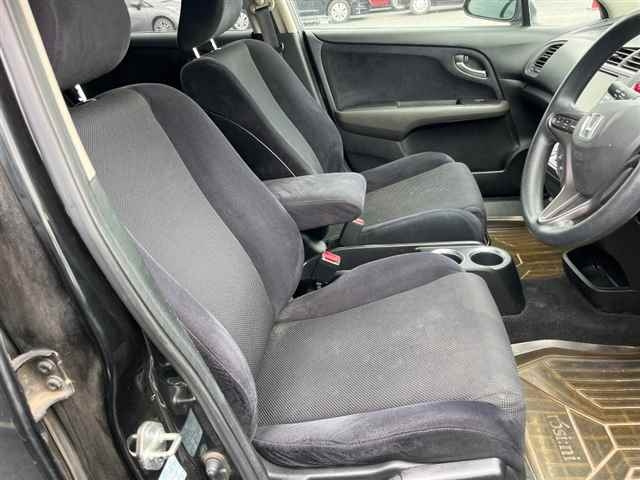HONDA STREAM 2008