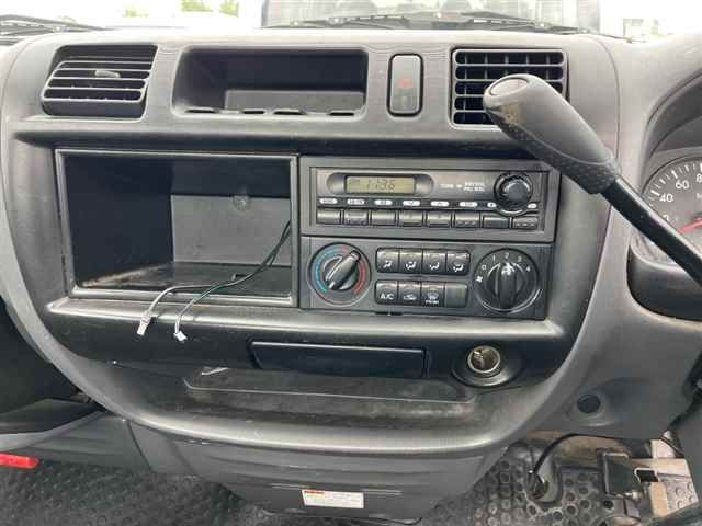 MAZDA BONGO 2017