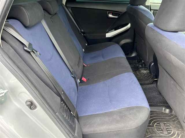 TOYOTA PRIUS 2012