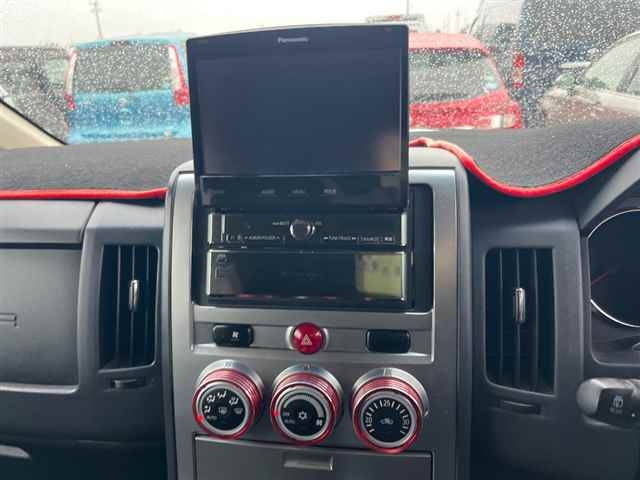 MITSUBISHI DELICA D5 2009
