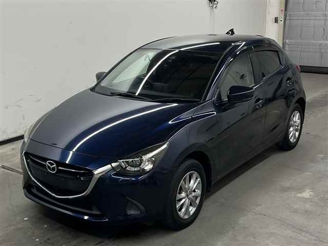 MAZDA DEMIO 2017