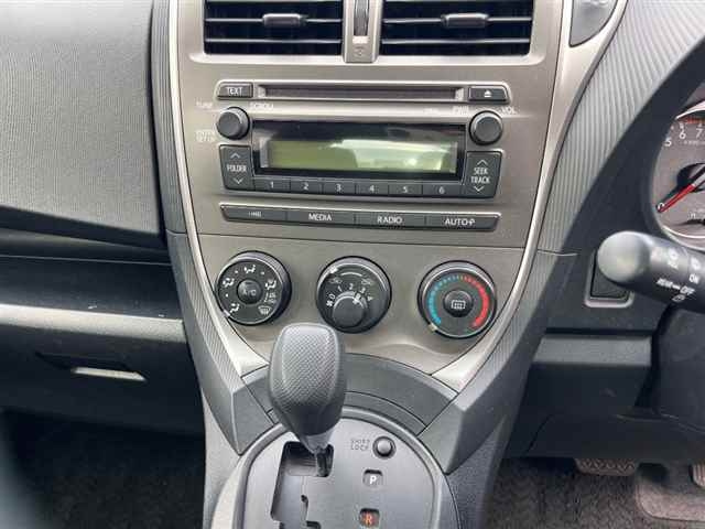 TOYOTA RACTIS 2013