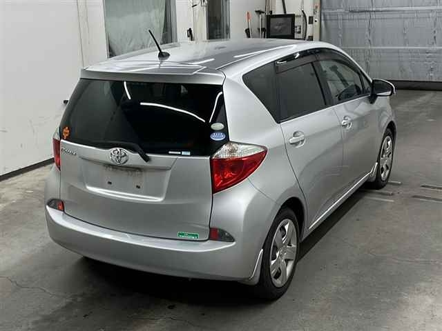 TOYOTA RACTIS 2011