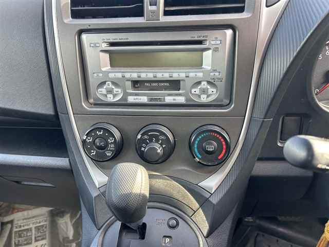 TOYOTA RACTIS 2011