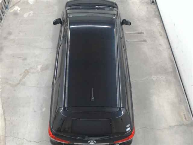 TOYOTA WISH 2010