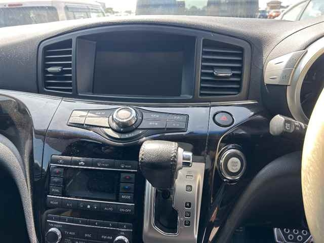 NISSAN ELGRAND 2010