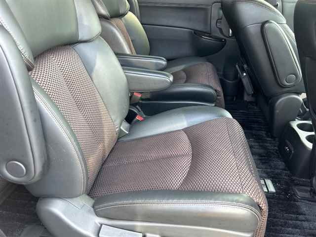 NISSAN ELGRAND 2010