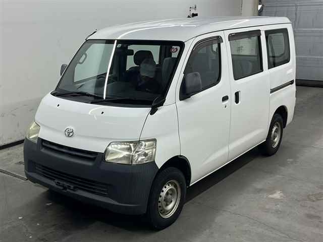 TOYOTA TOWN ACE VAN 2016