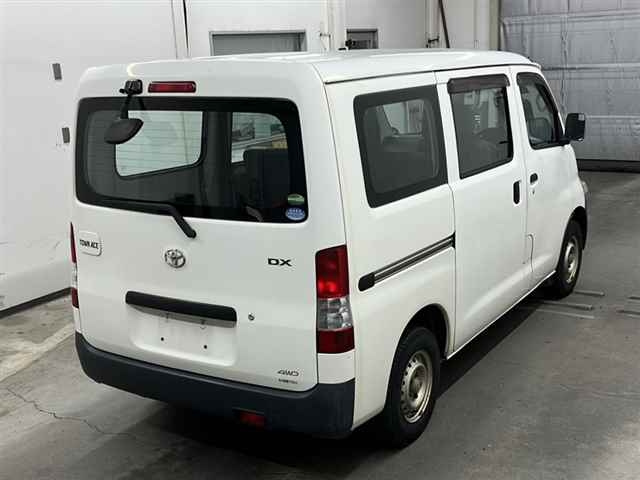 TOYOTA TOWN ACE VAN 2016