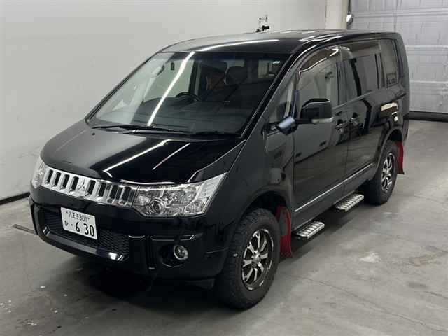 MITSUBISHI DELICA D5 2016