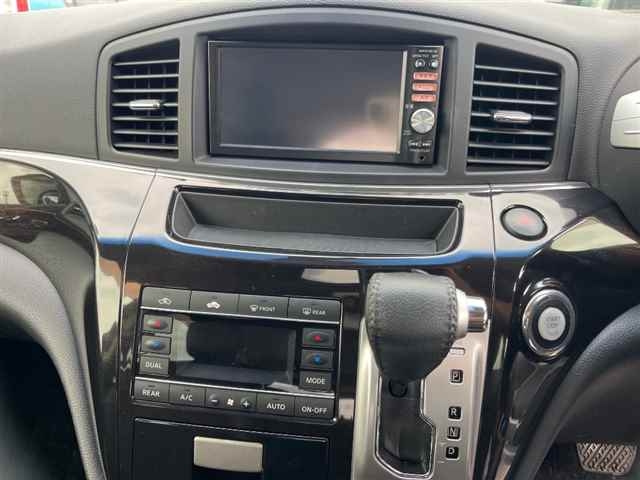 NISSAN ELGRAND 2012