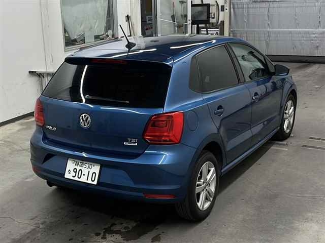 VOLKSWAGEN POLO 2017