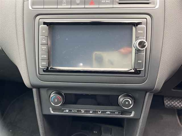 VOLKSWAGEN POLO 2017