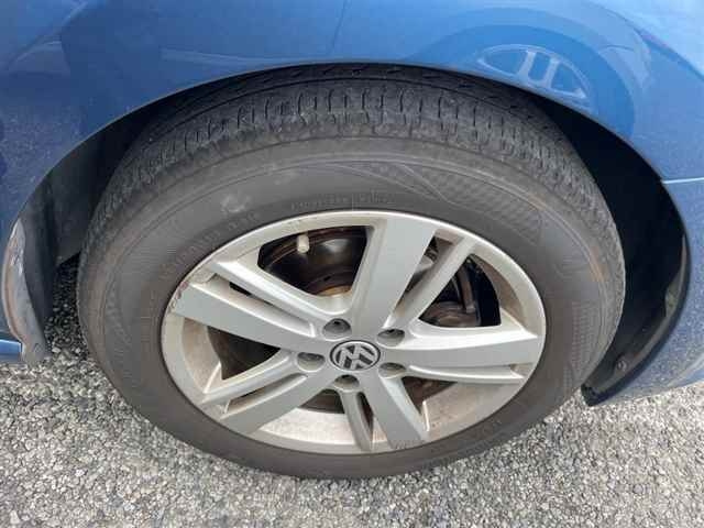 VOLKSWAGEN POLO 2017