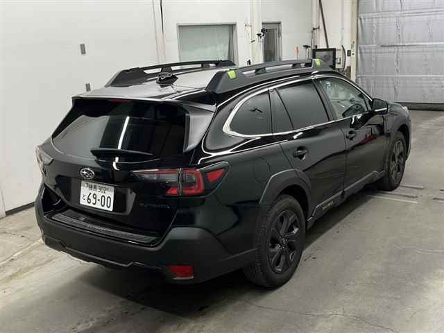 SUBARU LEGACY OUTBACK 2022