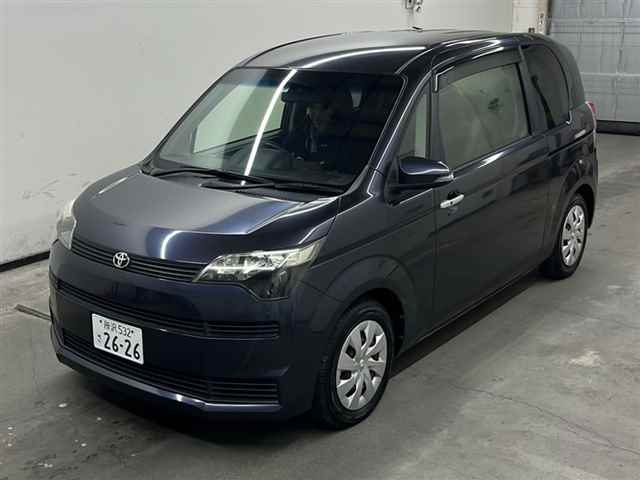 TOYOTA SPADE 2013