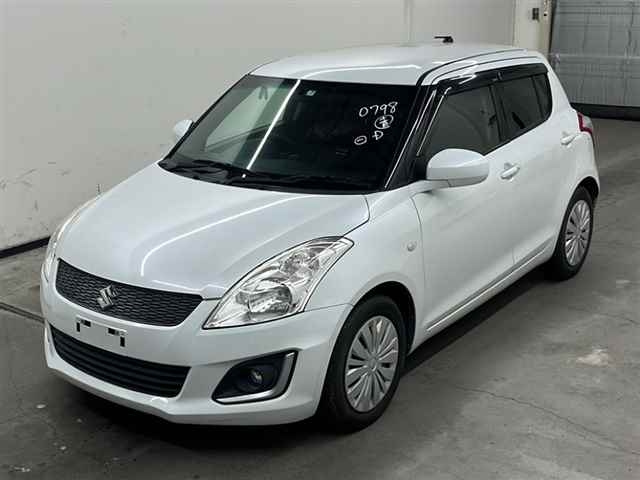 SUZUKI SWIFT 2015