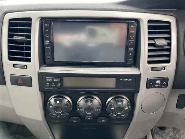TOYOTA HILUX SURF 2009