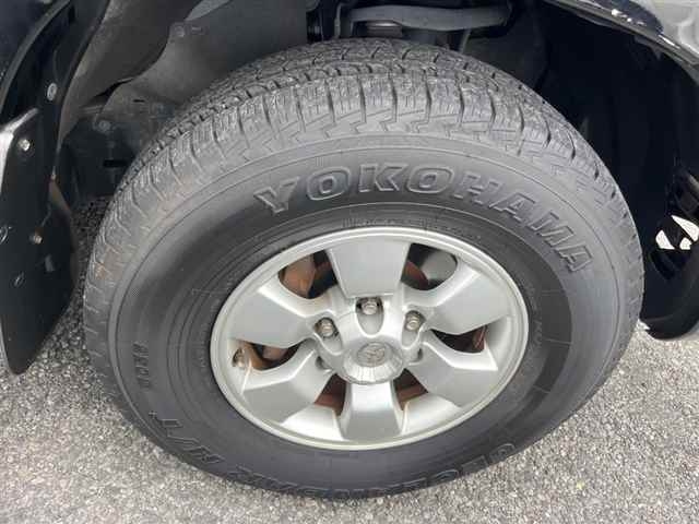 TOYOTA HILUX SURF 2009