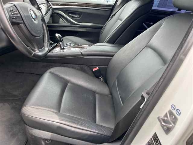 BMW 5 SERIES 2010