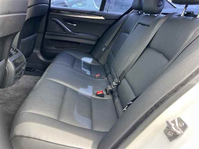 BMW 5 SERIES 2010