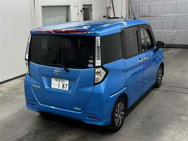 TOYOTA TANK 2016