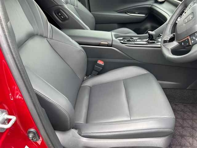 TOYOTA CROWN SPORT 2025