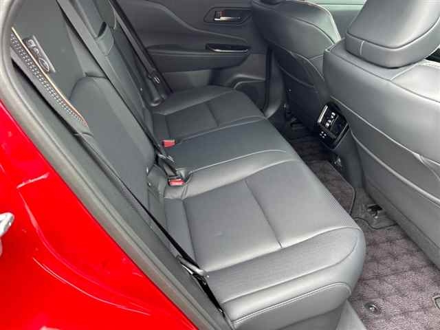 TOYOTA CROWN SPORT 2025