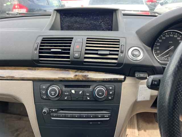 BMW 1 SERIES 2010