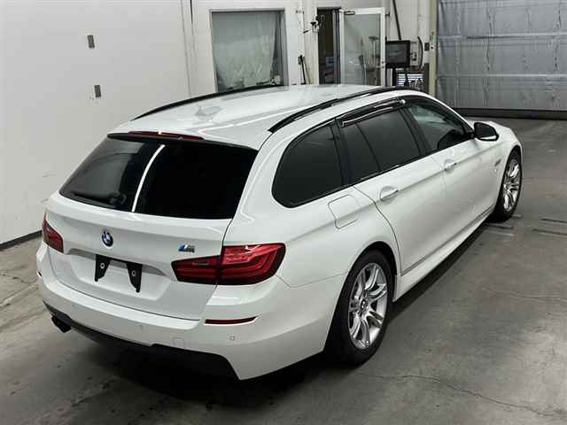 BMW 5 SERIES 2015
