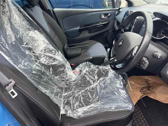 RENAULT LUTECIA 2014