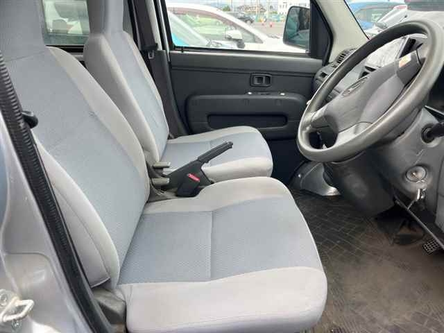 DAIHATSU HIJET VAN 2008