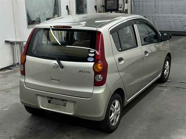 DAIHATSU MIRA 2013