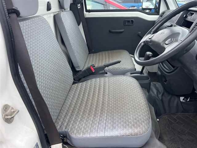 DAIHATSU HIJET TRUCK 2012