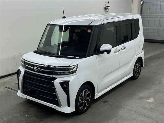 DAIHATSU TANTO 2023