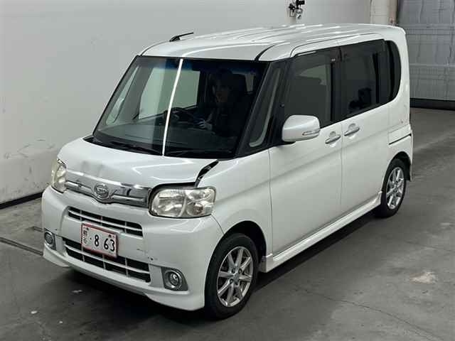 DAIHATSU TANTO 2012