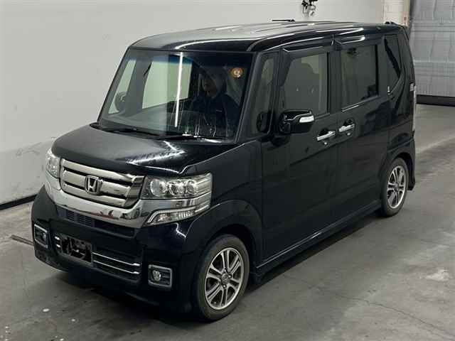 HONDA N BOX 2017