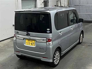 DAIHATSU TANTO 2008