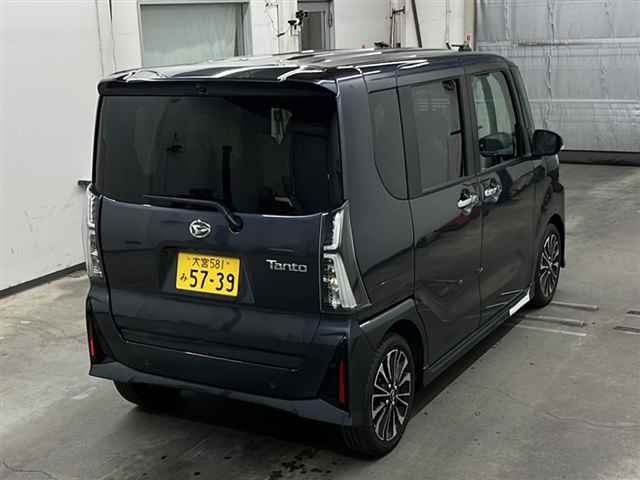 DAIHATSU TANTO 2025