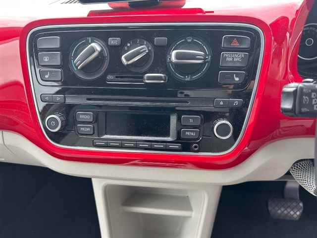 VOLKSWAGEN UP 2014